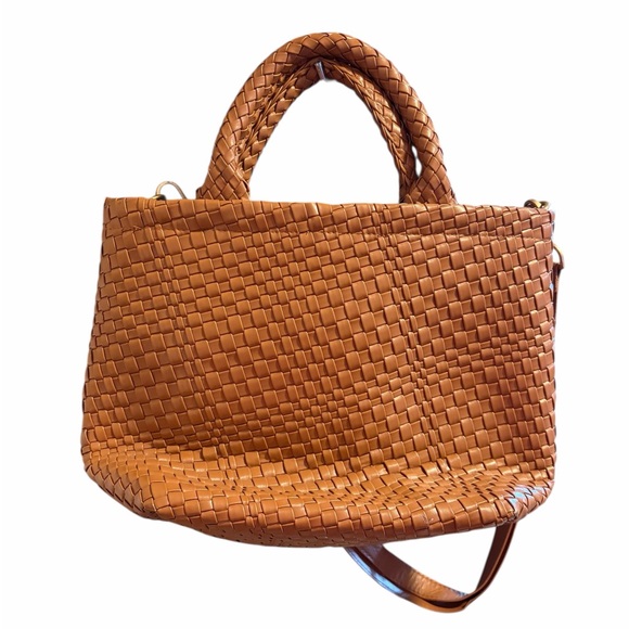 Elegant Tan Woven Tote Bag - Picture 3 of 4